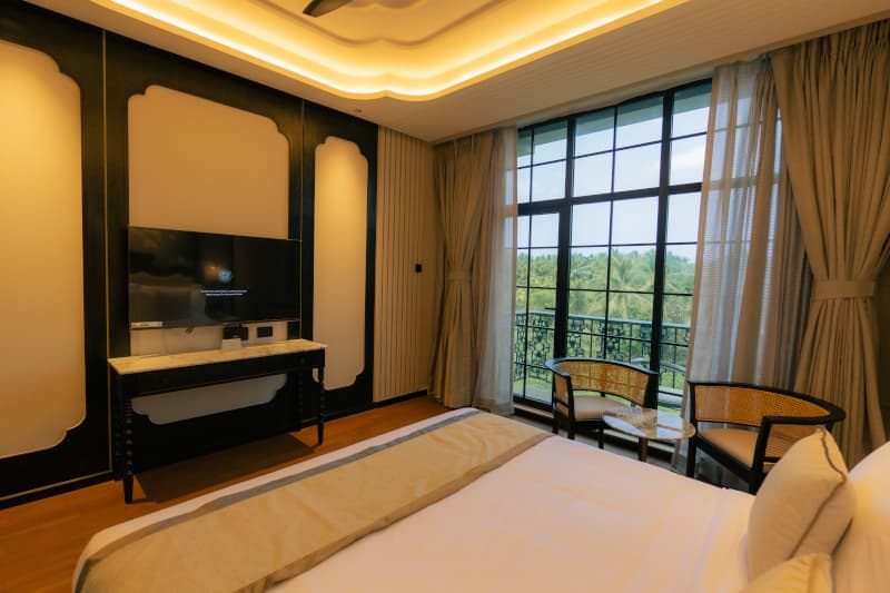 Delux Room (Pool View)